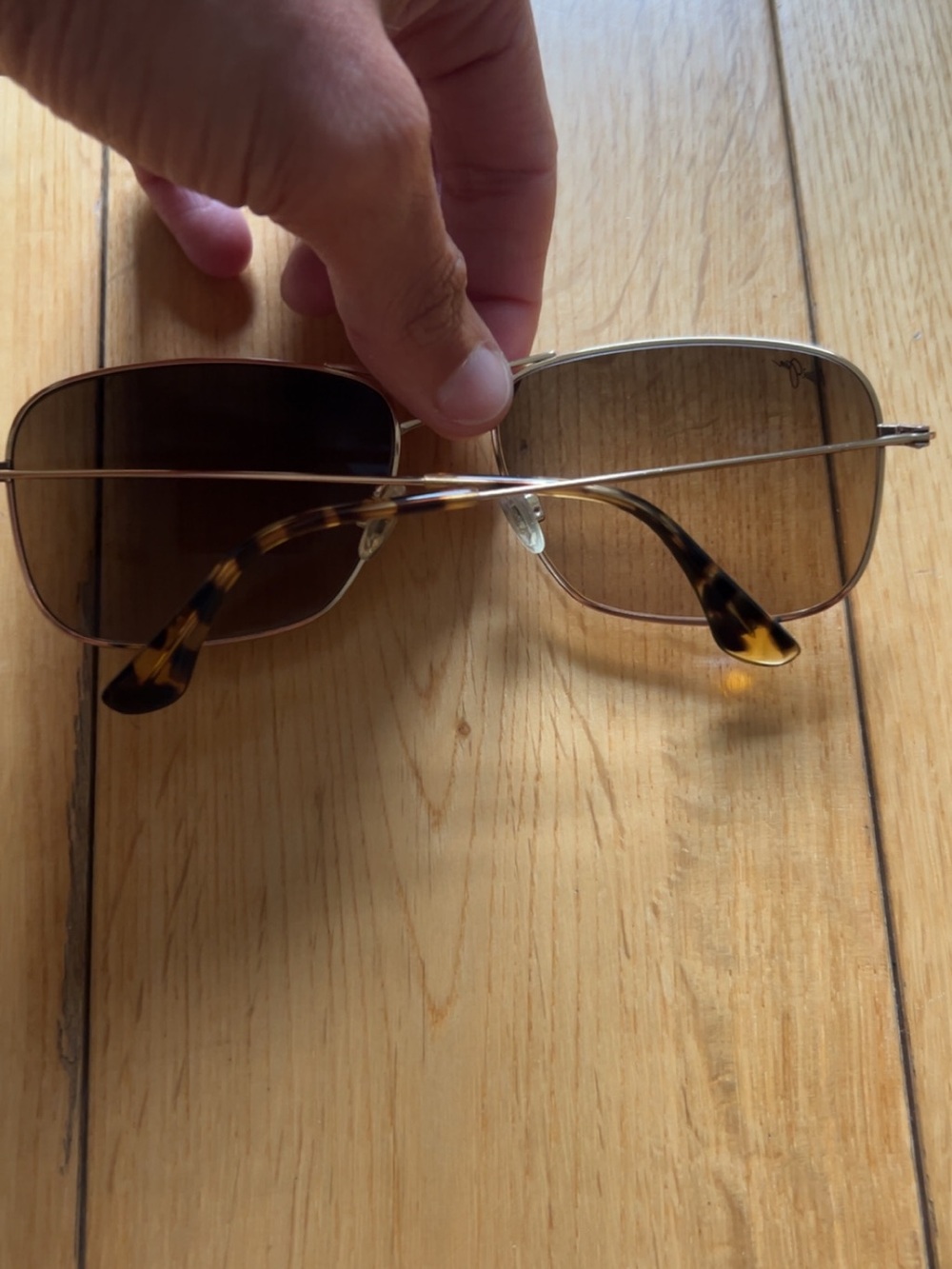 Maui Jim Gold Frame Brown Lens Sunglasses - Picture 5 of 5